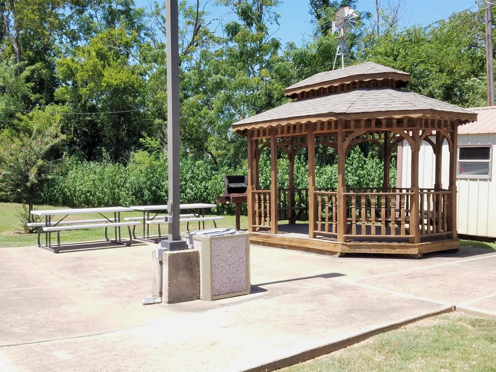 Hotel Blue Fairfield Tx מראה חיצוני תמונה
